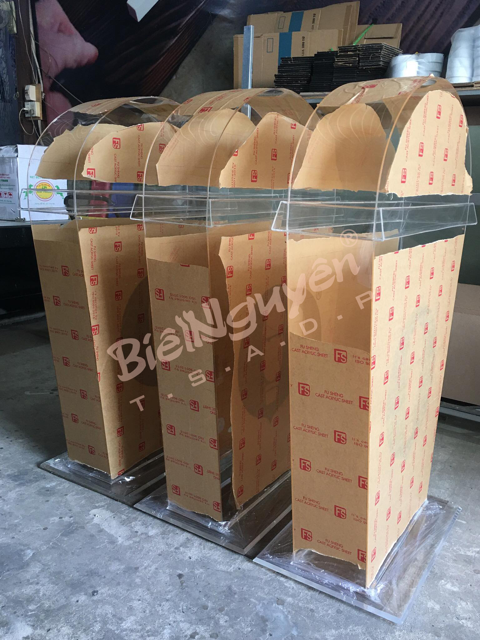 Sản xuất mô hình mica